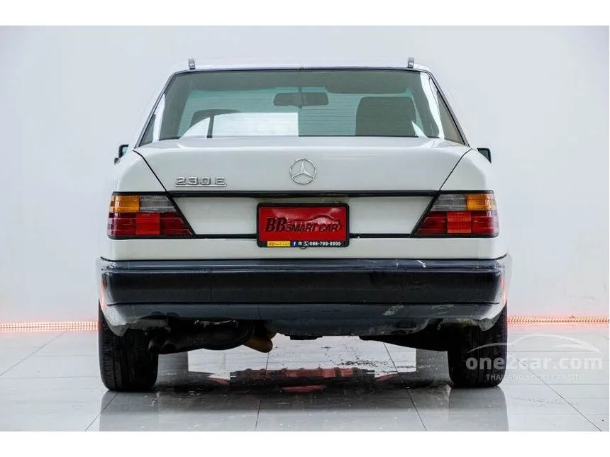 1988 Mercedes-Benz 230E Sedan