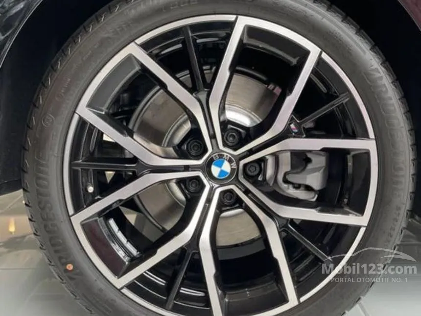2022 BMW 520i M Sport Sedan