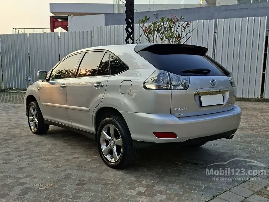 2011 Toyota Harrier 240G SUV