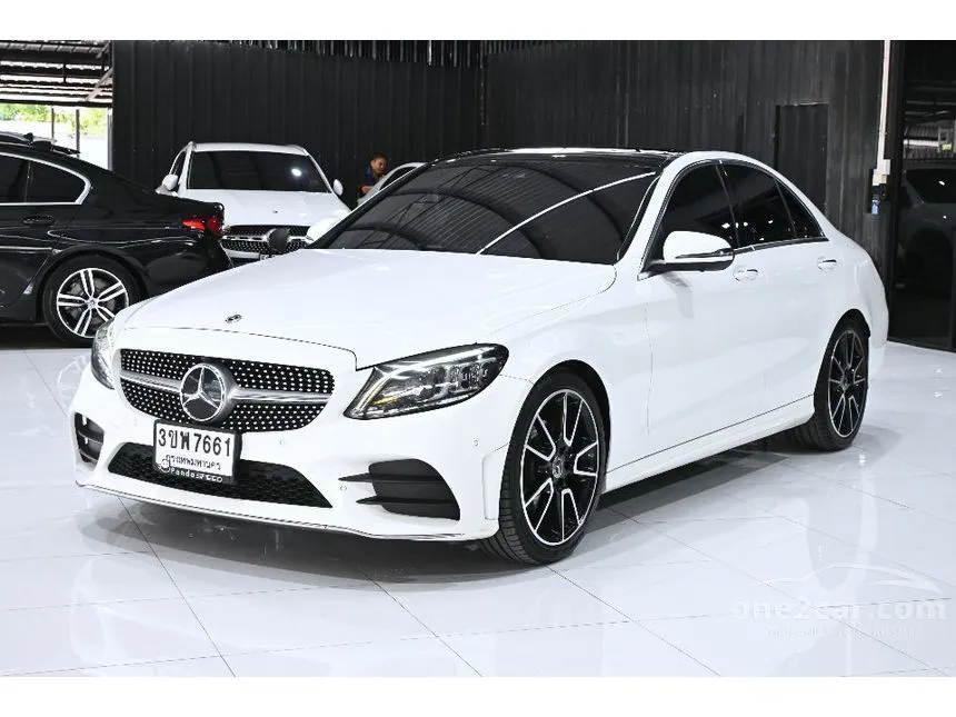 2022 Mercedes-Benz C220 d AMG Dynamic Sedan