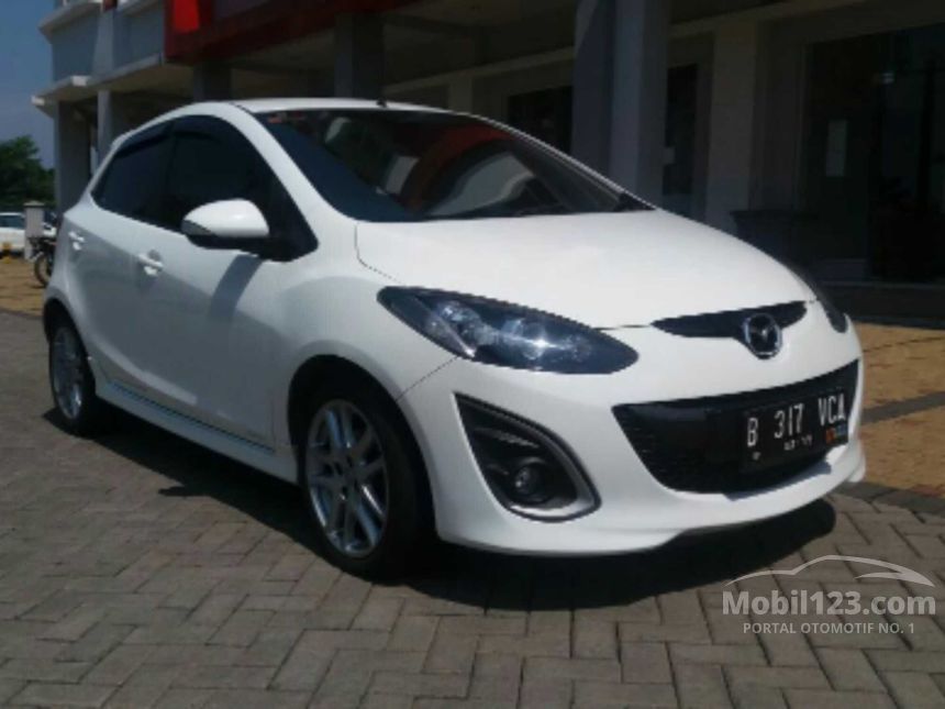 Jual Mobil Mazda 2 13 R 1 5 Di Dki Jakarta Automatic Hatchback Putih Rp 129 000 000 Mobil123 Com