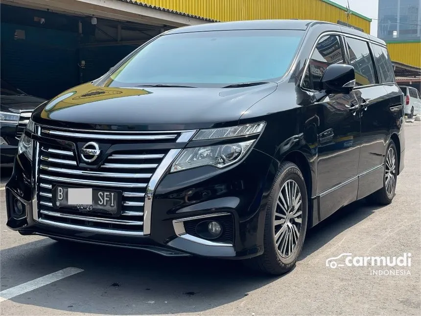 2014 Nissan Elgrand Highway Star MPV