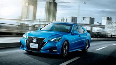 โตโยต้า คราวน์ ปรับโฉมเพิ่มความทันสมัย พร้อมขุมพลัง 2.0 ลิตร เทอร์โบ