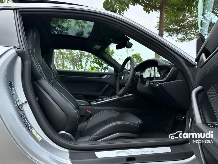 2025 Porsche 911 Carrera Coupe