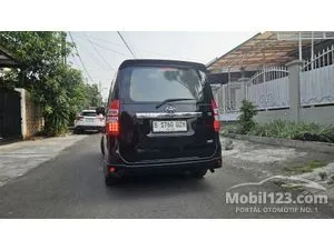 2013 Toyota NAV1 2.0 V MPV