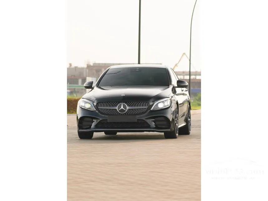 2021 Mercedes-Benz C300 AMG Line Sedan