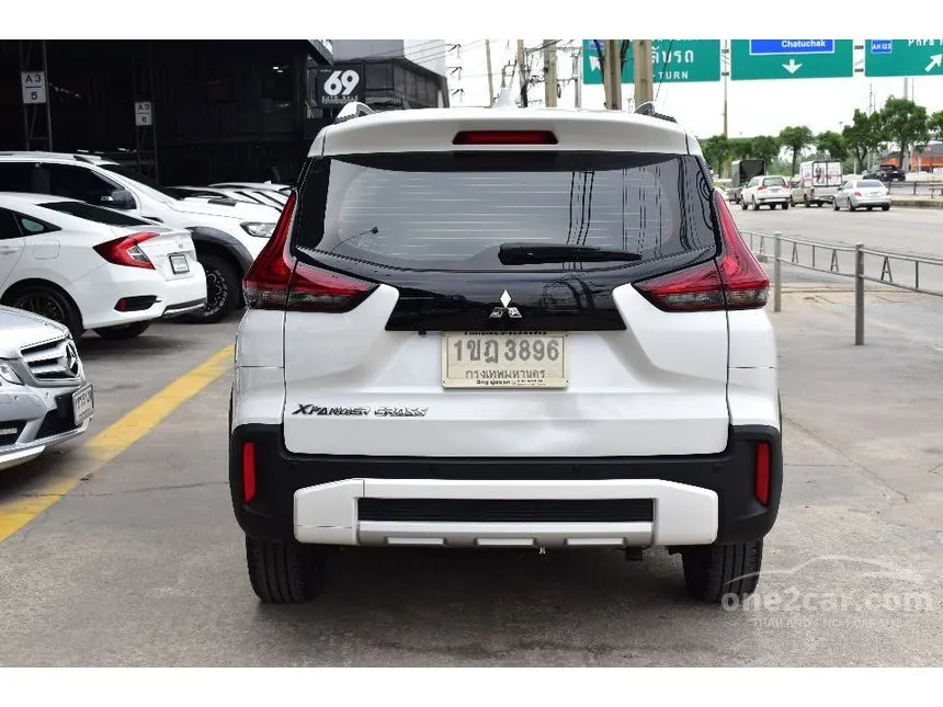 2020 Mitsubishi Xpander Cross SUV