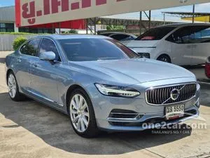 2018 Volvo S90 2.0 T8 Inscription Sedan