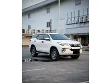 2019 Toyota Fortuner 2.4 VRZ 4X2 SUV , LOW KM 56 RB , TOYOTA FORTUNER 2.4 VRZ 2019 PUTIH , SERVICE RECORD TOYOTA , TERAWAT DAN SIAP PAKAI
