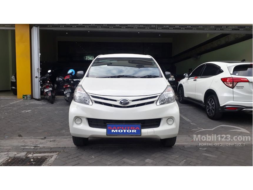 Jual Mobil Daihatsu Xenia 2015 X PLUS 1.3 di Jawa Timur 