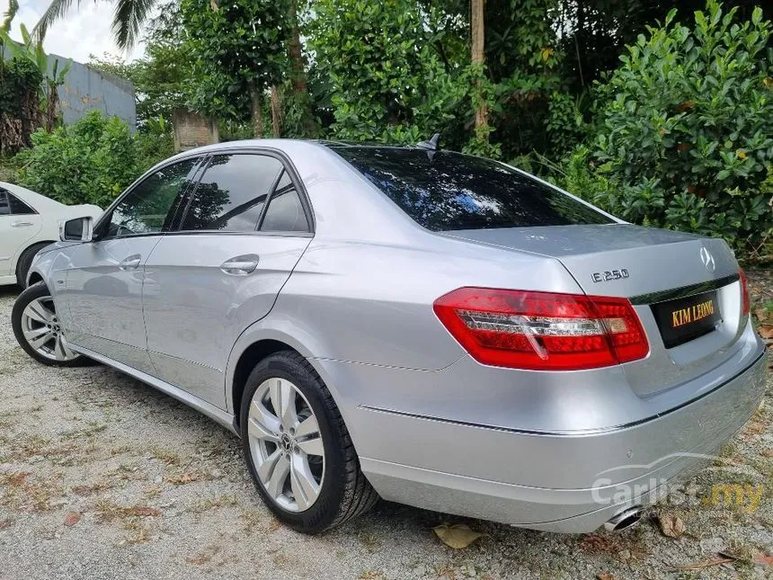 2011 Mercedes-Benz E250 CGI Avantgarde Sedan