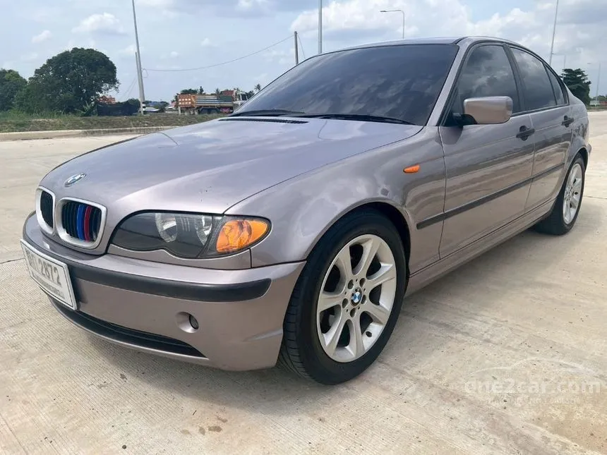 2004 BMW 318i Sedan