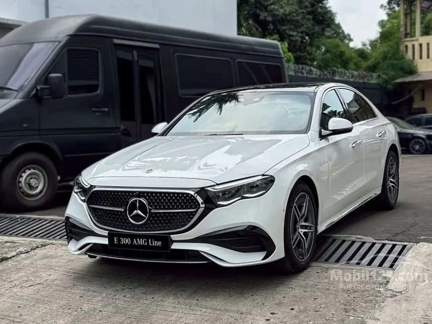 2025 Mercedes-Benz E300 AMG Line Sedan