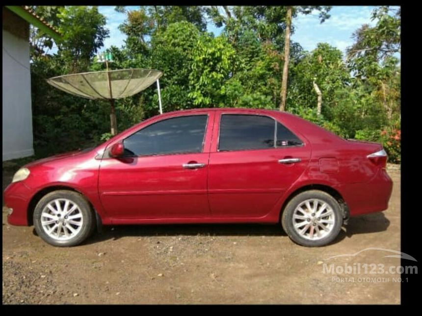 Jual Mobil  Toyota Vios 2004 E 1 5 di Lampung  Manual Sedan  