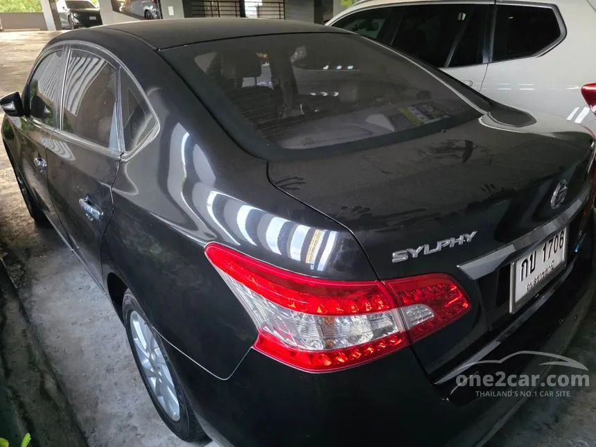 2012 Nissan SYLPHY V Sedan