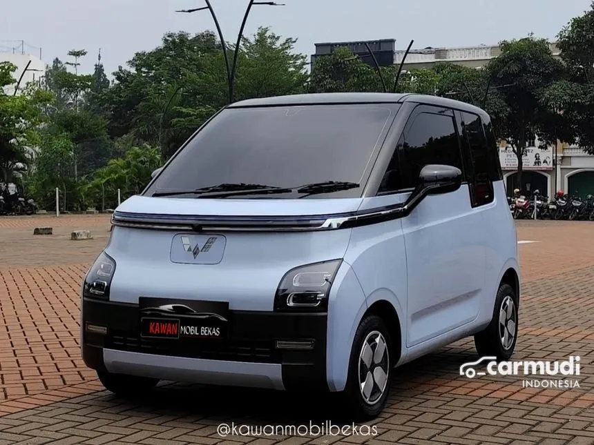 2022 Wuling EV Air ev Charging Pile Long Range Hatchback