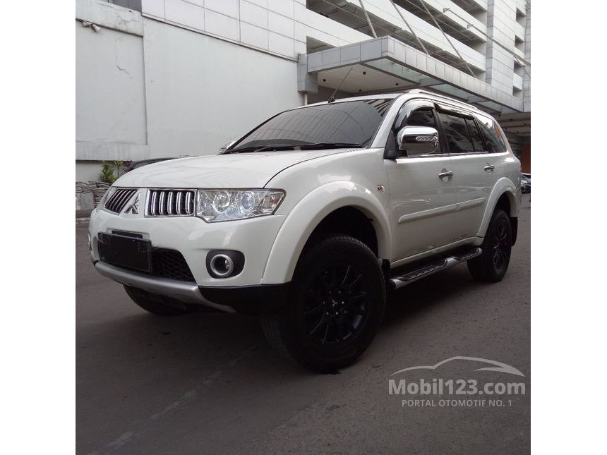 Jual Mobil  Mitsubishi Pajero  Sport  2011  Exceed  2 5 di DKI 