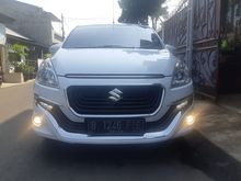 Suzuki Ertiga Dreza 1.4 MT 2018 Putih .