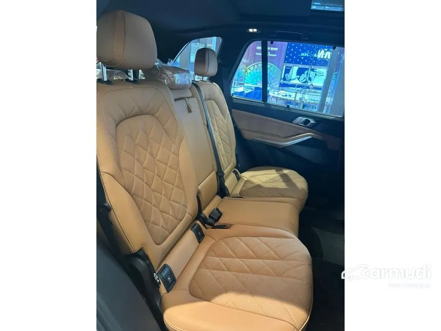 2025 BMW X5 xDrive40i M Sport SUV