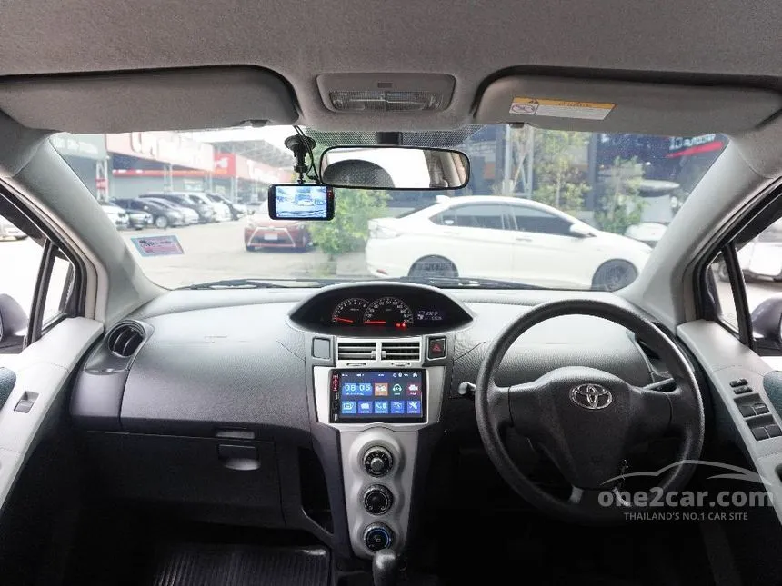 2007 Toyota YARIS E Hatchback