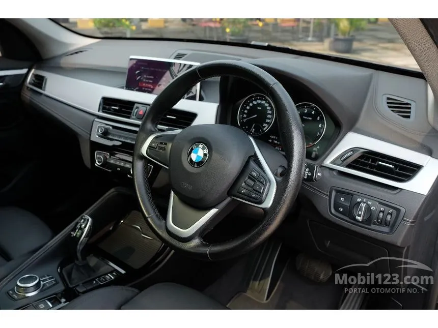 2021 BMW X1 sDrive18i xLine SUV