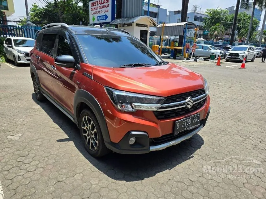 Jual Mobil Suzuki XL7 2022 ALPHA 1.5 di DKI Jakarta Automatic Wagon Orange Rp 209.000.000
