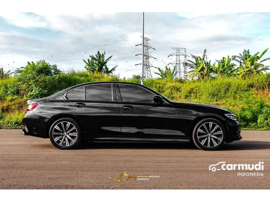 2022 BMW 320i Sport Sedan