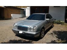 1998 Mercedes-Benz E230 2.3 W210 2.3 Manual Sedan