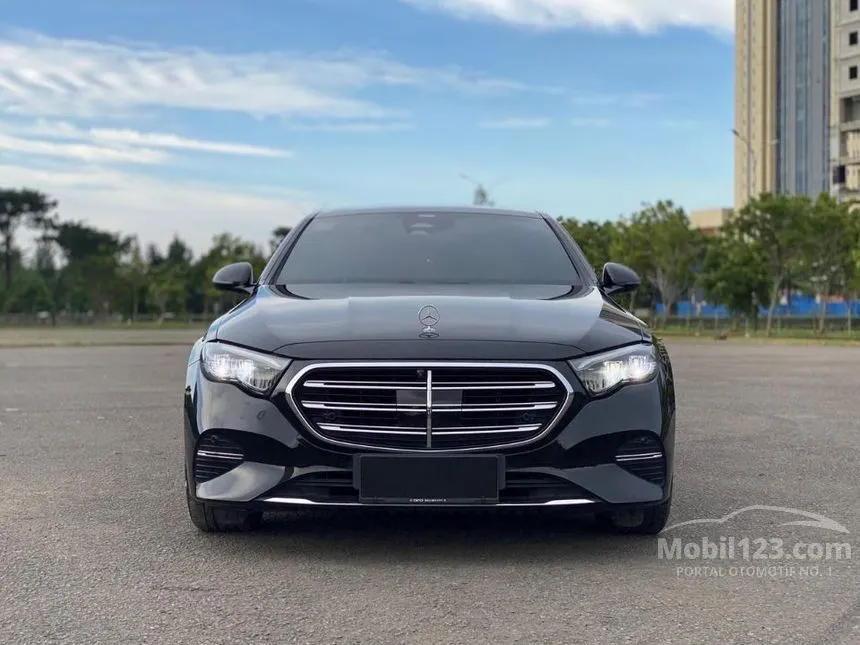 2024 Mercedes-Benz E200 Avantgarde Sedan