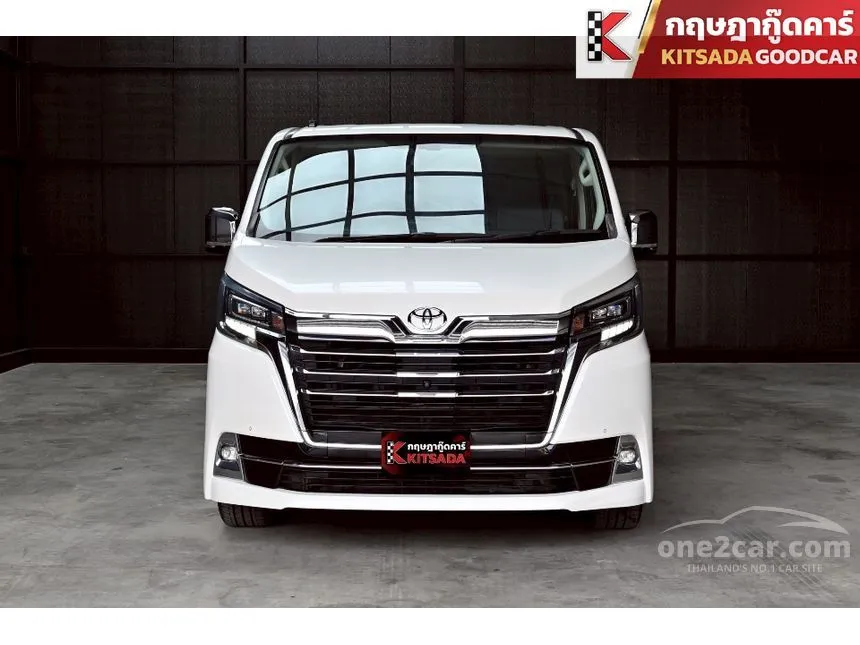 2020 Toyota Majesty Premium Van