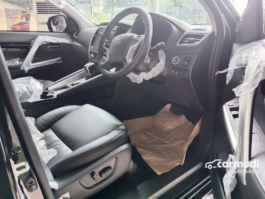 2023 Mitsubishi Pajero Sport Dakar SUV
