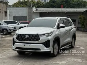 2026 Toyota Kijang Innova Zenix 2.0 V HV Modellista - READY STOCK BEST PRICE 