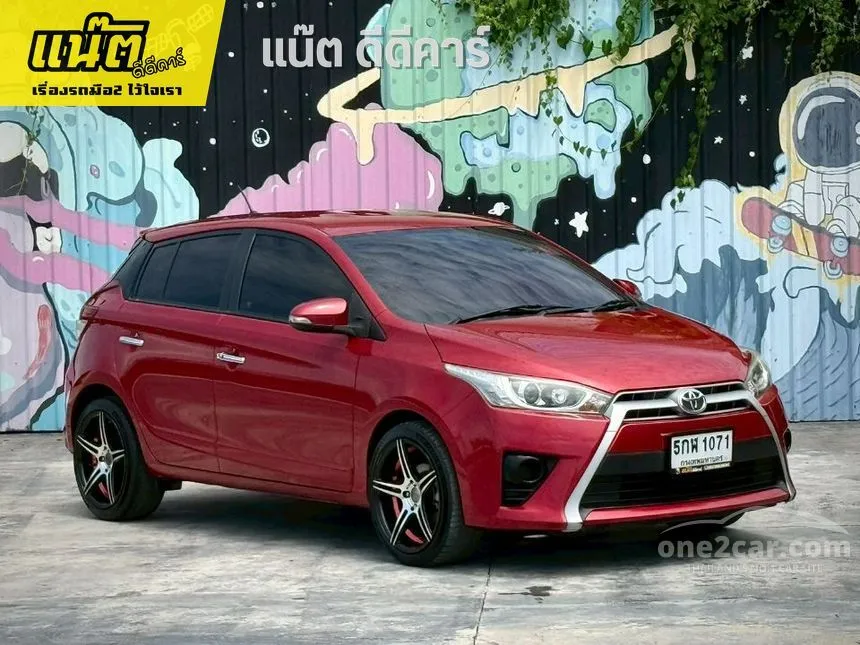 2017 Toyota YARIS G Hatchback