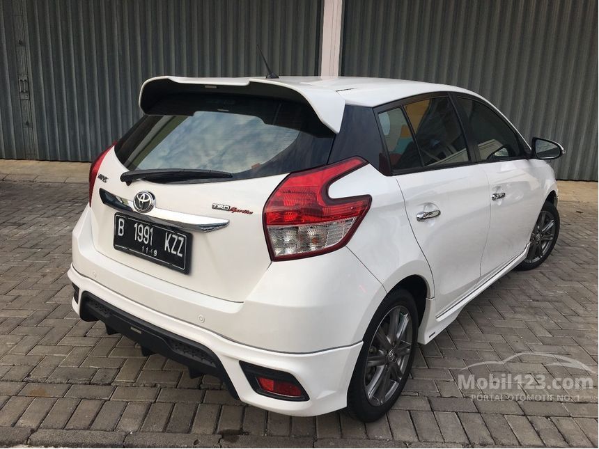 Jual Mobil  Toyota  Yaris  2021 TRD  Sportivo 1 5 di Jawa 