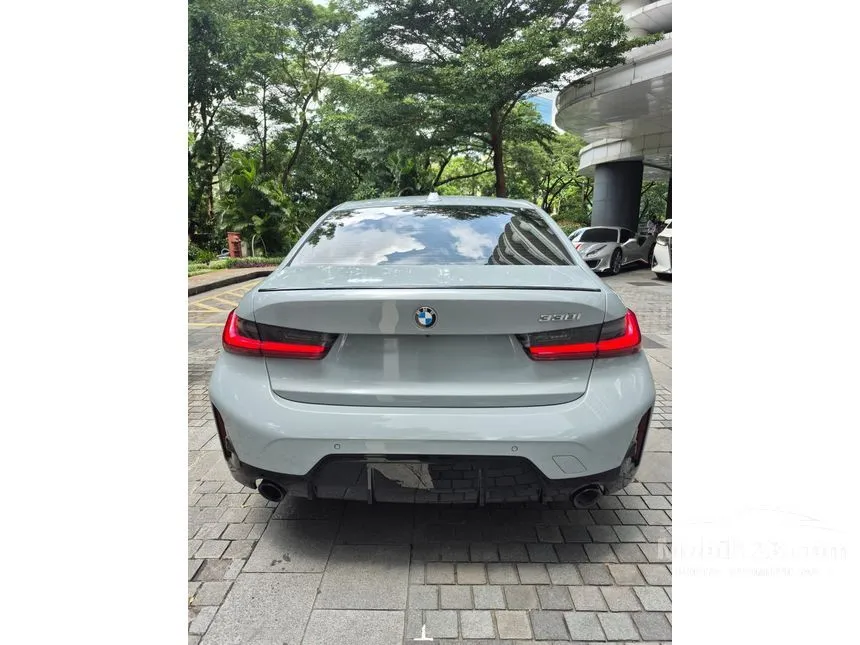 2023 BMW 330i M Sport Pro Sedan