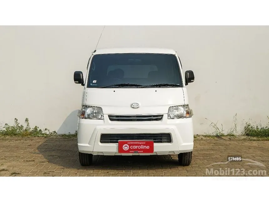 2022 Daihatsu Gran Max Mini Bus D PS Van