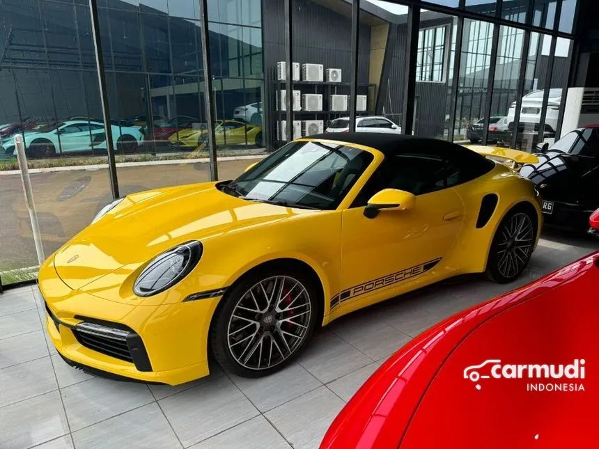 2022 Porsche 911 Turbo S Convertible
