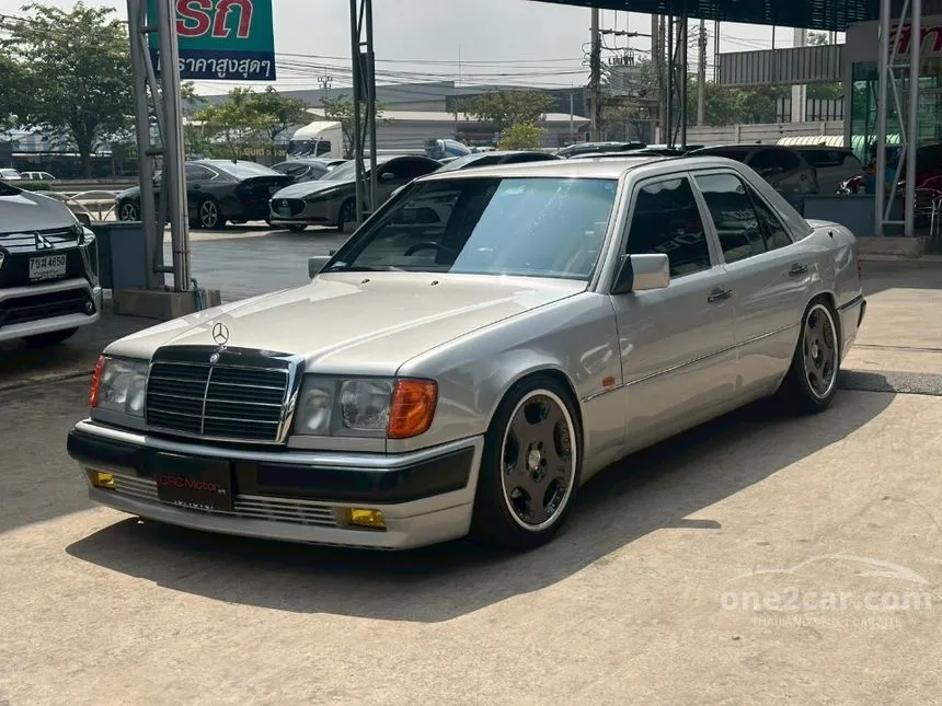 1990 Mercedes-Benz 300E Classic Sedan