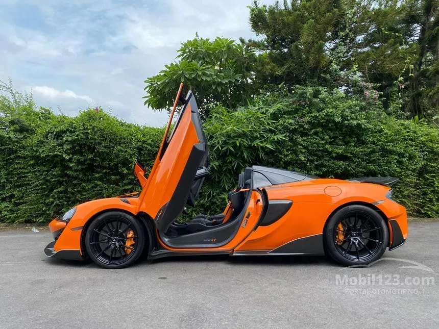 2020 McLaren 600LT Coupe