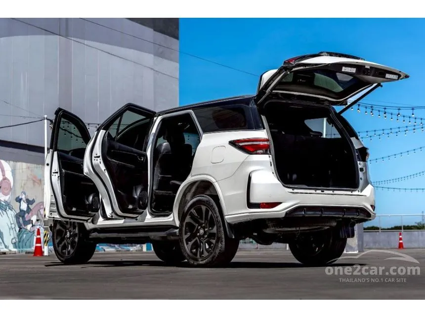 2022 Toyota FORTUNER GR Sport SUV