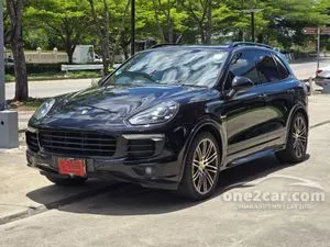 2016 Porsche CAYENNE 3.0 S E-Hybrid SUV
