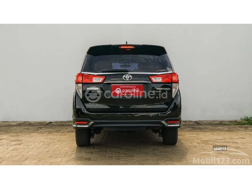 2021 Toyota Kijang Innova Venturer MPV