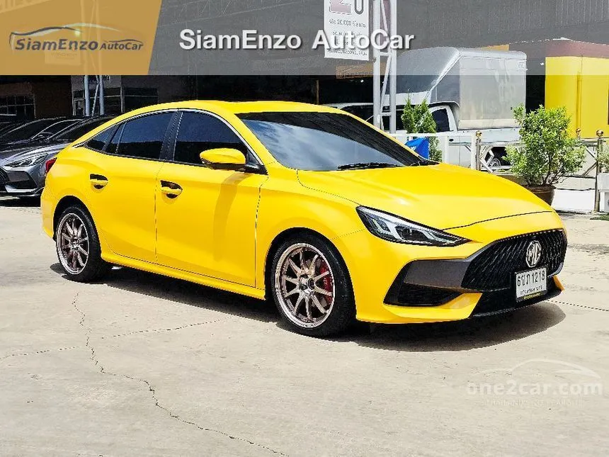 2023 MG MG5 X Sedan