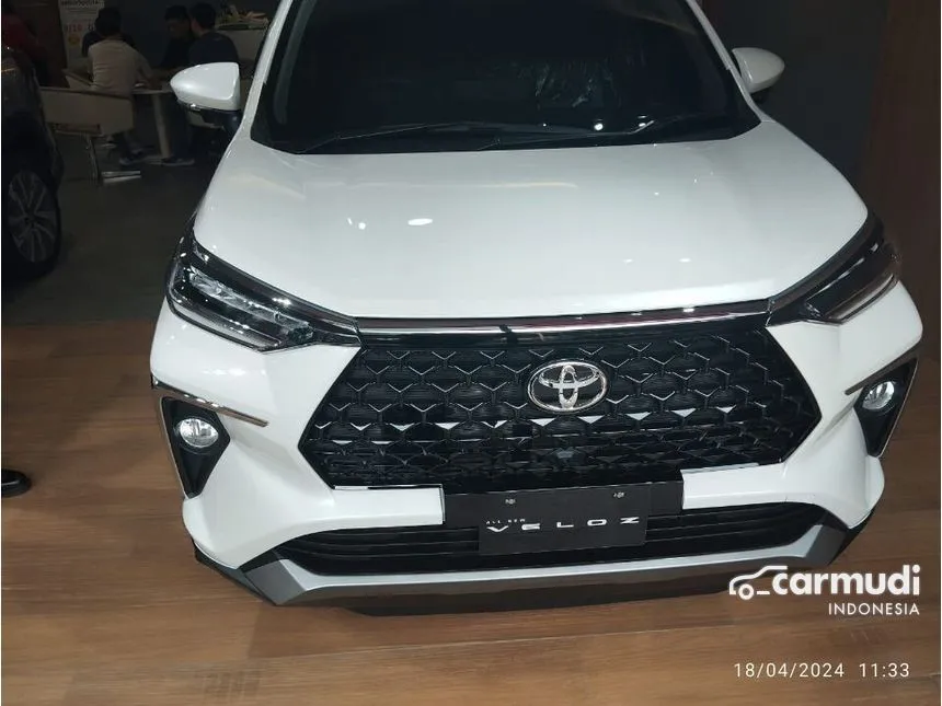 Jual Mobil Toyota Veloz 2024 Q 1.5 di Banten Automatic Wagon Putih Rp 285.000.000