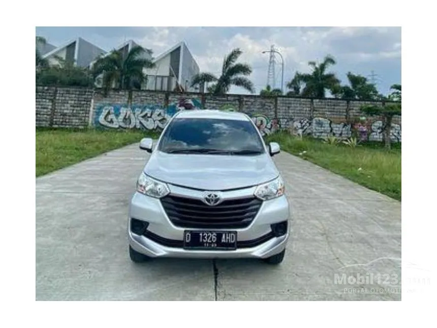 Jual Mobil Toyota Avanza 2018 E 1.3 di Jawa Barat Manual MPV Silver Rp 147.000.000