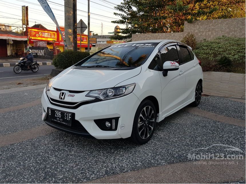 Jual Mobil  Honda Jazz  2021 RS  1 5 di Yogyakarta  Automatic 