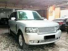 2003 Land Rover Range Rover 4.4 Vogue SUV Facelift Originil Parts Kondisi Body Mulus Interior Masih Orsinil Semua Tidak Ada Perbaikan Lagi Siap Pakai