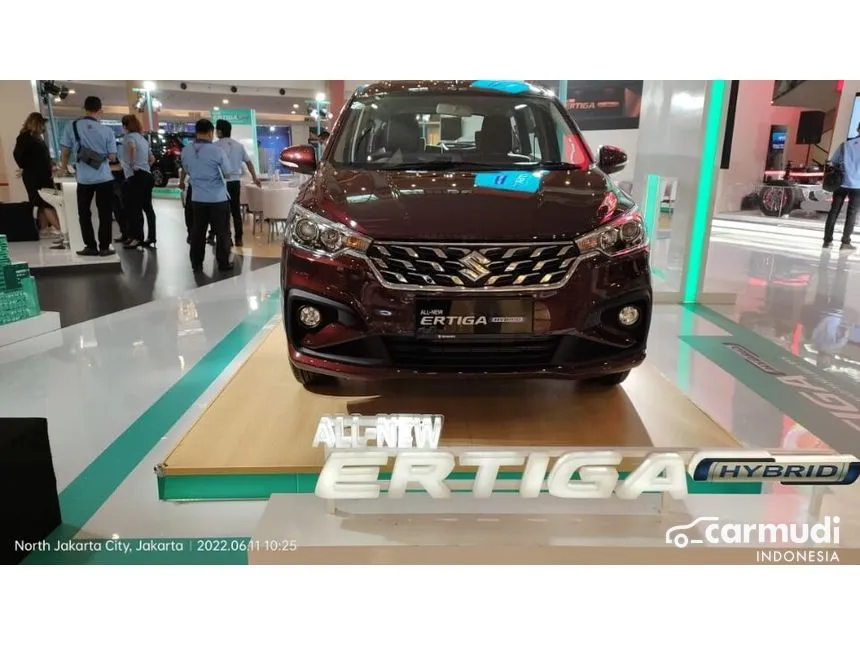 Jual Mobil Suzuki Ertiga 2024 GX Hybrid 1.5 di Jawa Barat Manual MPV Marun Rp 182.600.000