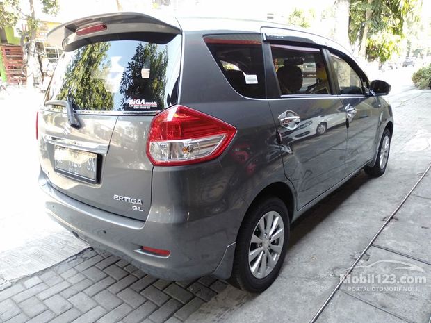 Suzuki Ertiga  Mobil  bekas  dijual  di Kediri  Jawa timur 