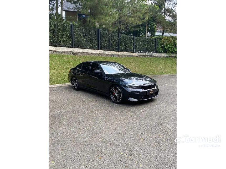 Jual Mobil BMW 330i 2023 M Sport Pro 2.0 di DKI Jakarta Automatic Sedan Hitam Rp 855.000.000